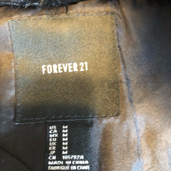 Faux Fur Forever 21 Vest - Picture 4 of 12